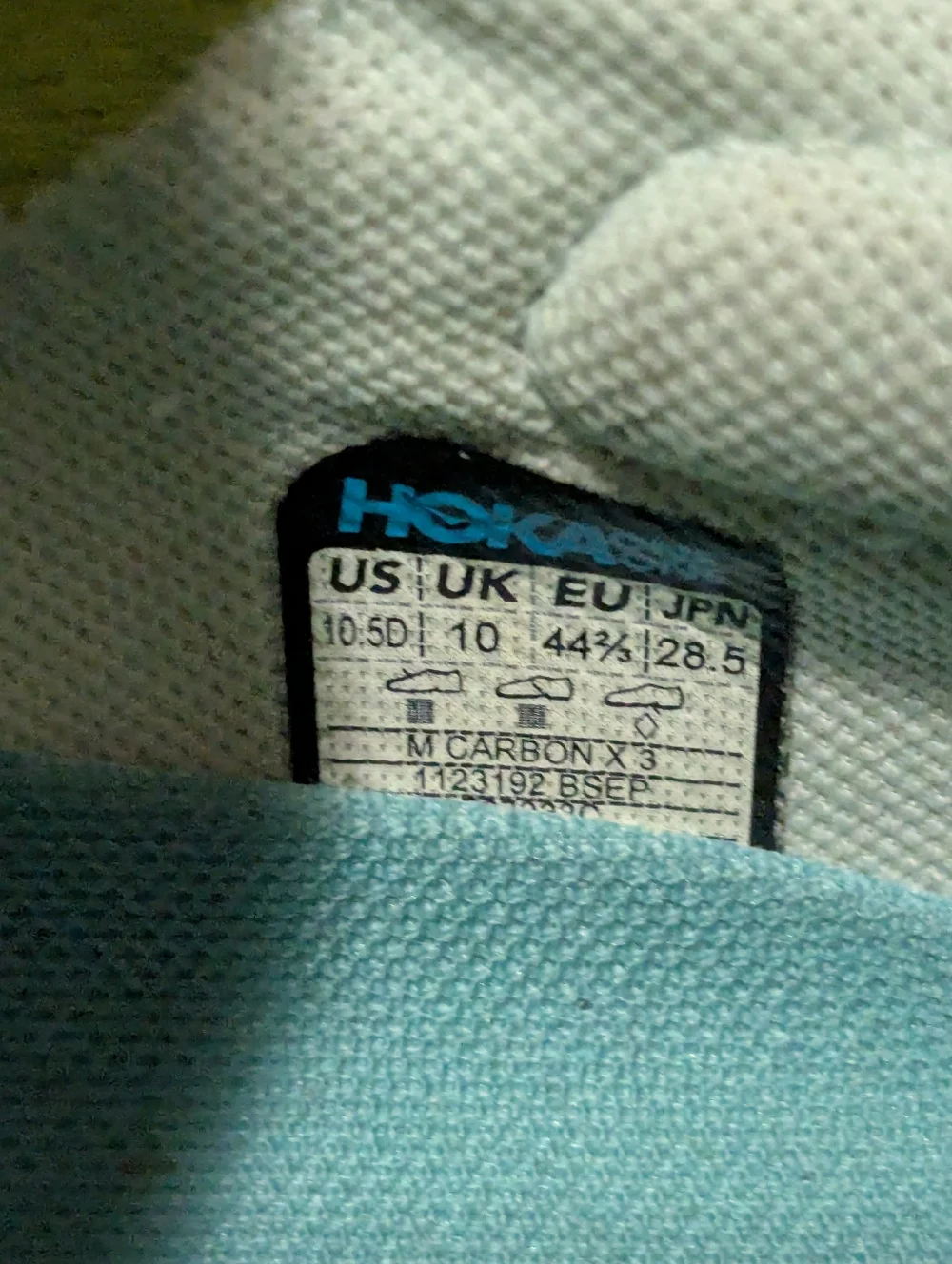 HOKA Mens Carbon X 3